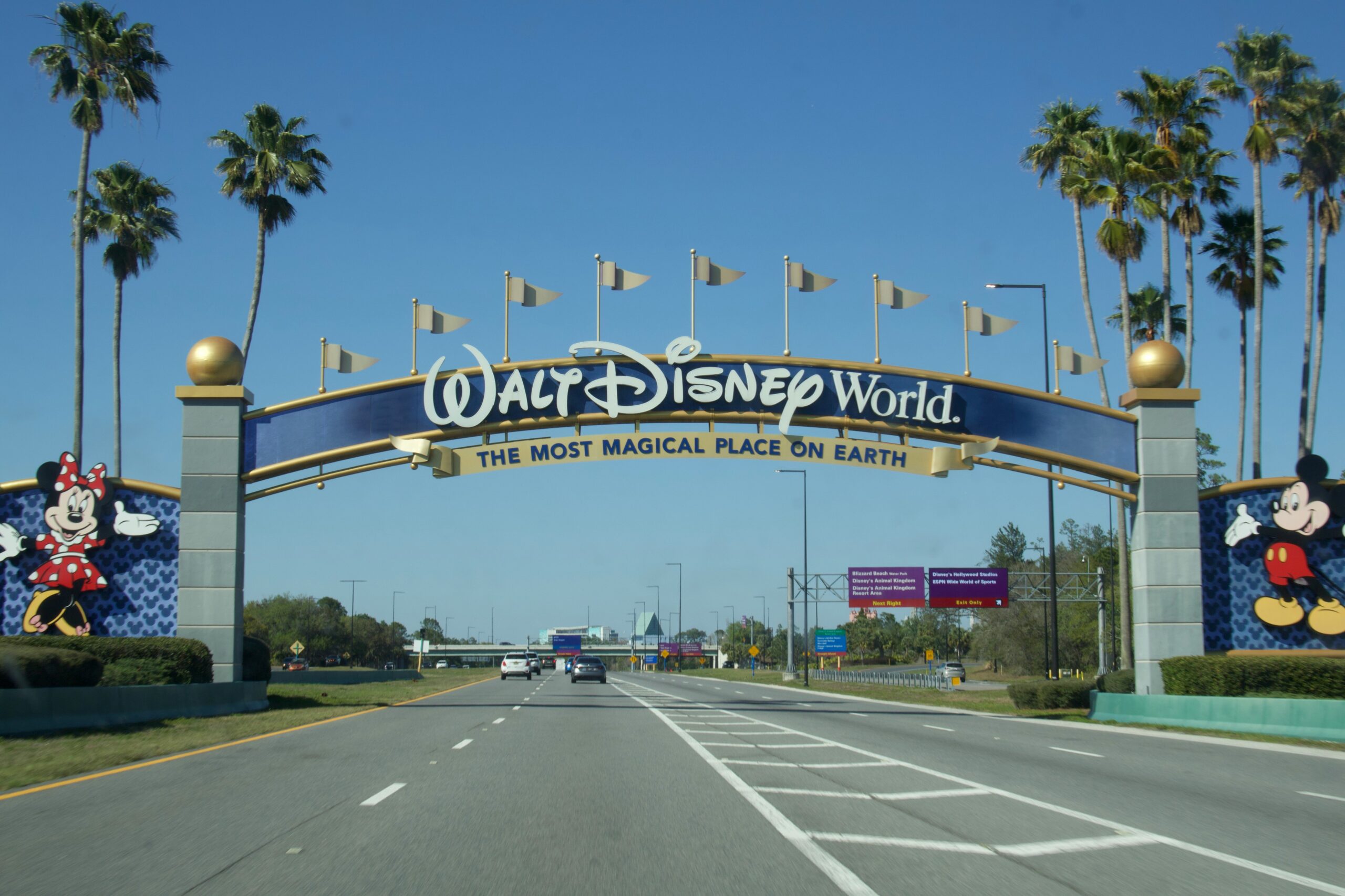 The Walt Disney World entrance archway